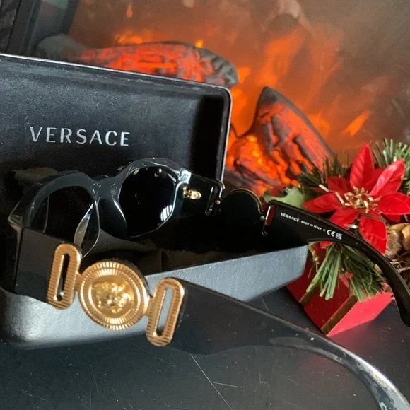 MEDUSA BIGGIE SUNGLASS